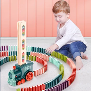 Vaikai Elektros Domino Traukinio Automobilio Nustatyti Garso ir Šviesos Mechaninė, Kuriuo Domino Plytų Blokų Žaidimas Švietimo 