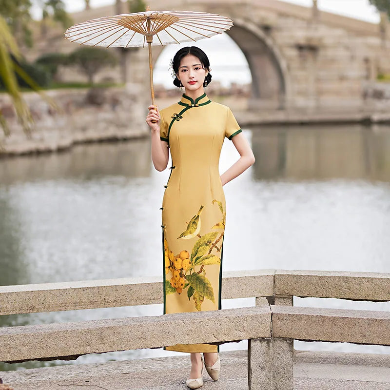 2022 Naujas Yelloww Cheongsam Kinų Suknelė Drabužių Derliaus Gėlių Spausdinti Moterų Tradiciniai Qipao Ilgas Chalatas, Trumpomis Rankovėmis Vestidos Nuotrauka 0