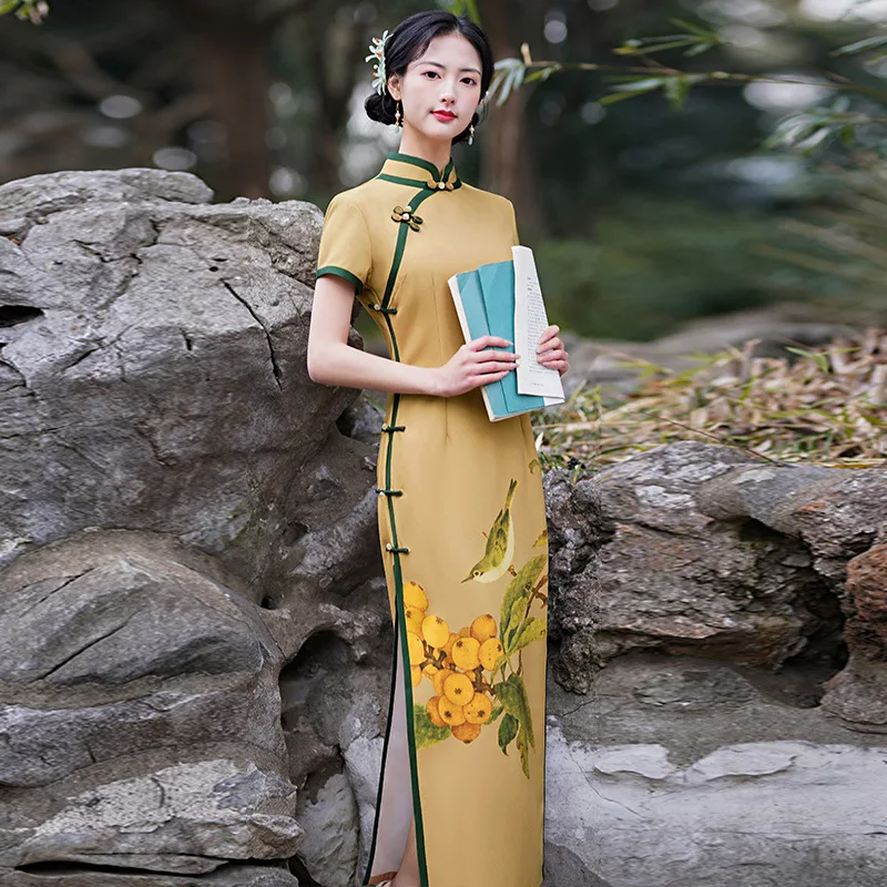 2022 Naujas Yelloww Cheongsam Kinų Suknelė Drabužių Derliaus Gėlių Spausdinti Moterų Tradiciniai Qipao Ilgas Chalatas, Trumpomis Rankovėmis Vestidos Nuotrauka 1